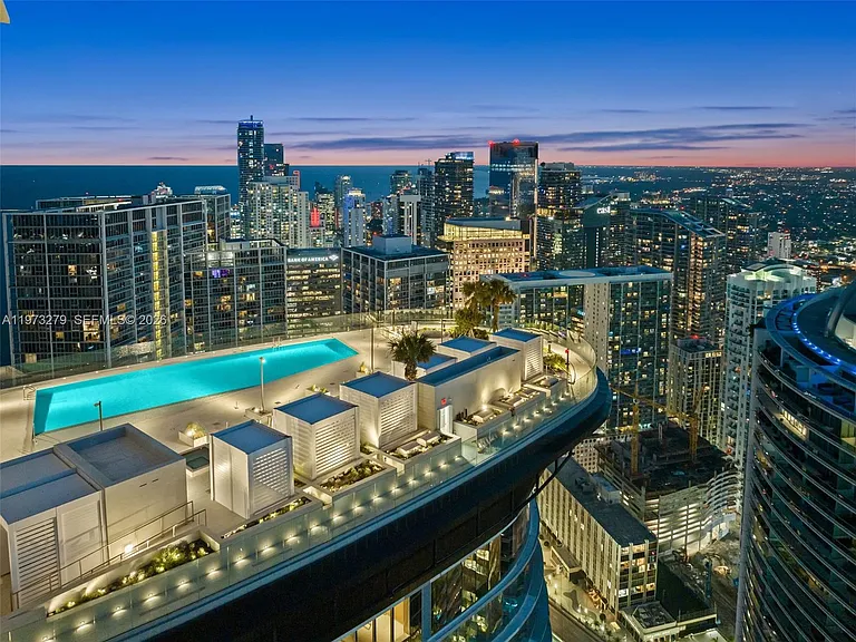 300 Biscayne Boulevard Way #506E — Photo 20
