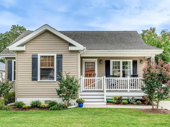 412 Hollywood Rd, Villas, NJ 08251