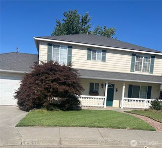 345 NE Sprucewood Place, College Place, WA, 99324
