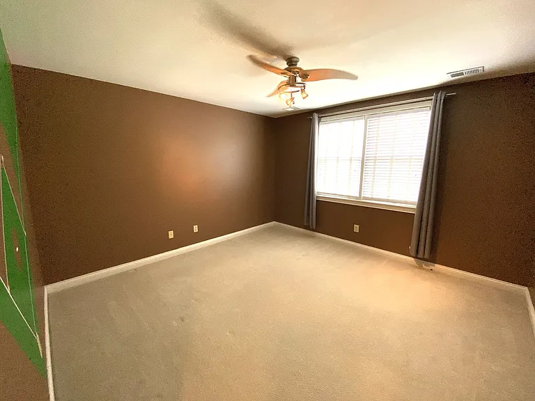 4224 Evergreen Dr — Photo 15