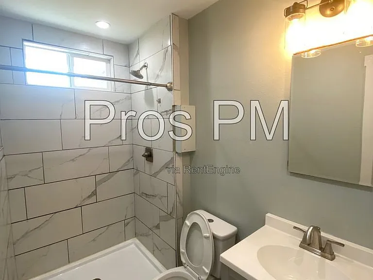 106 Joyce Dr — Photo 17