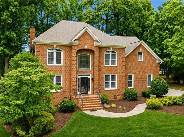 4911 Setter Ct, Jamestown, NC 27282