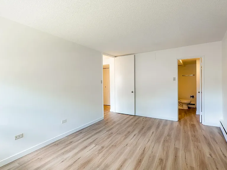 815 50th Ave SW — Photo 70