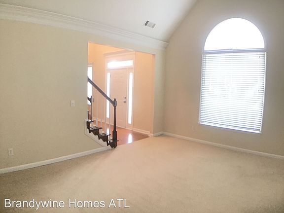 3rd image of 4109 Summit Crossing Dr