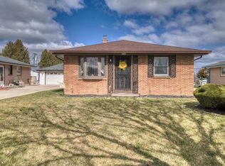 2336 W Halsey Ave, Milwaukee, WI 53221