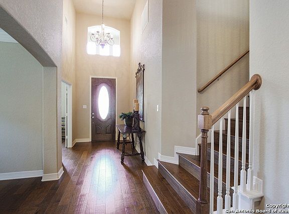 4th image of 3414 Pinnacle Dr