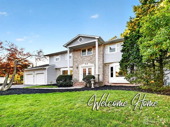 4 Fern Ct, North Brunswick, NJ 08902