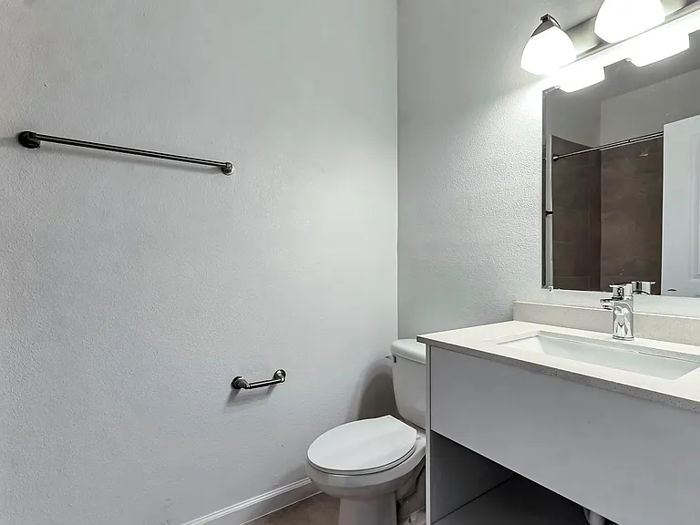 1205 Southstation Pl #204 — Photo 15