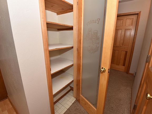 5th image of 3525 Sunny Crest Dr