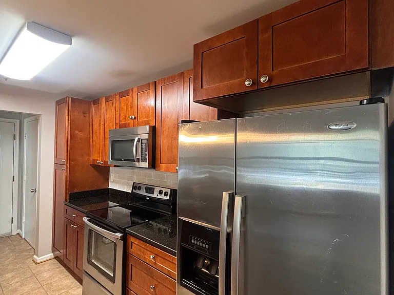 14201 Wolf Creek Pl #6 — Photo 25
