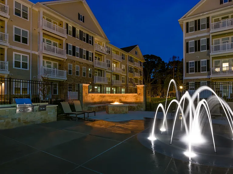 TGM Creekside Village — Photo 23
