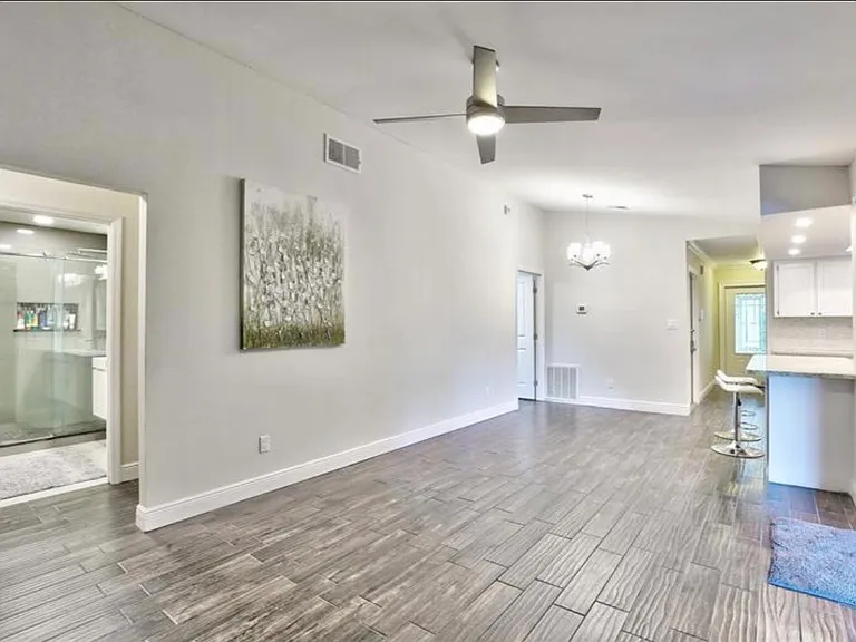 8209 Wellsmere Cir — Photo 4