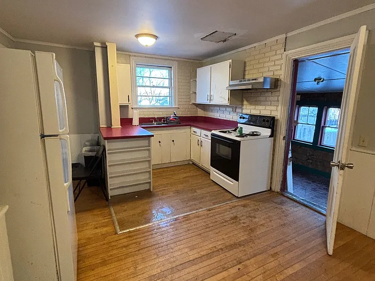 12 Boynton St #1 — Photo 2