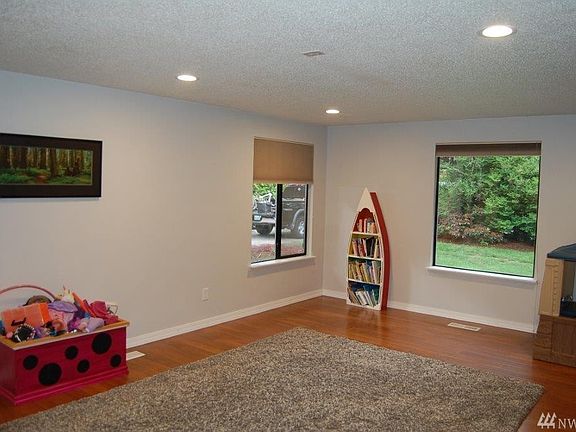 5th image of 3145 Wilderness Dr SE