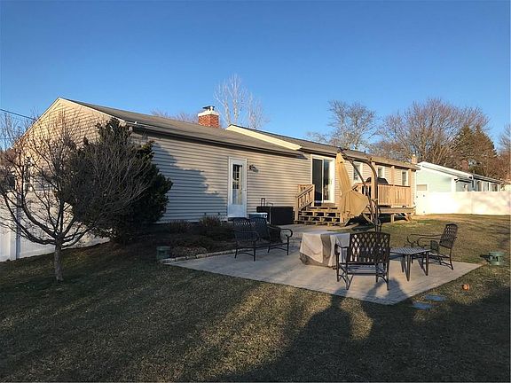 5th image of 36 Jonquil Dr