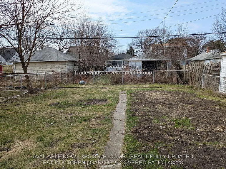 6761 Memorial St — Photo 11