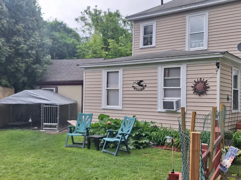 409 Sanders St #2 — Photo 4