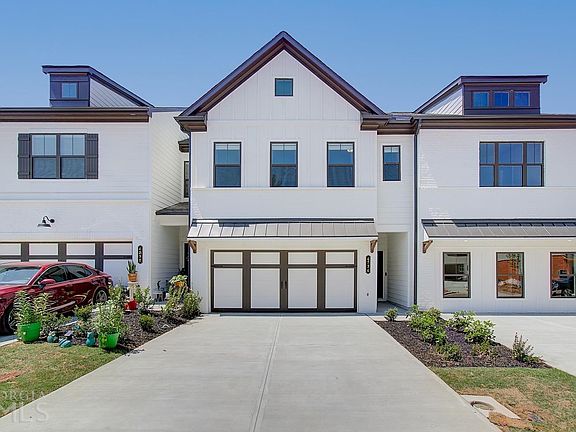3rd image of 4620 Cypress Park Dr