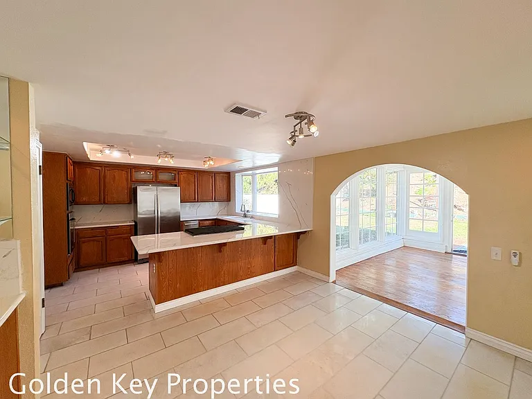 2475 Unicornio St — Photo 12