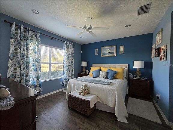 5th image of 12019 Sawgrass Lake Ter