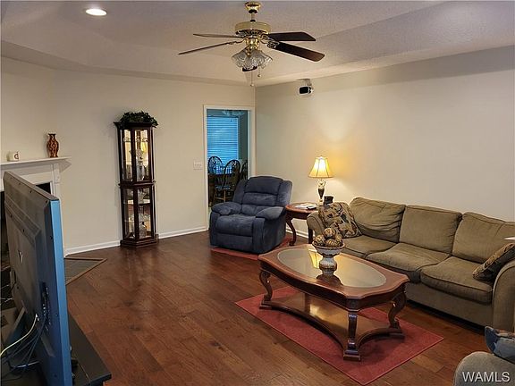 4th image of 15848 Northwind Ln