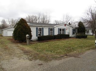 812 Central Ave, Tilton, IL 61833