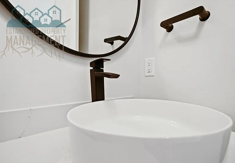 10642 W Lothbury Dr — Photo 22