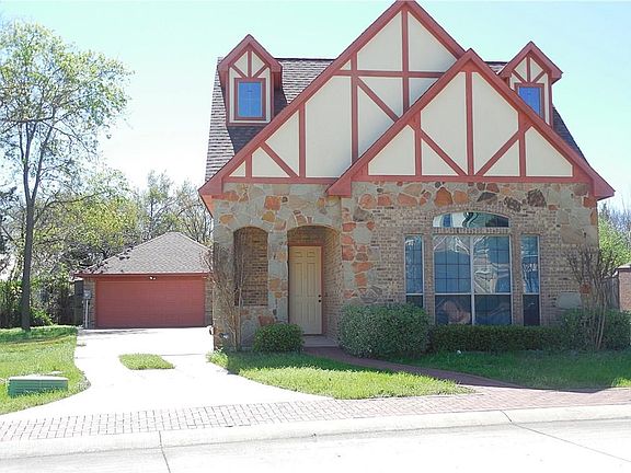 2nd image of 536 Phillip Dr