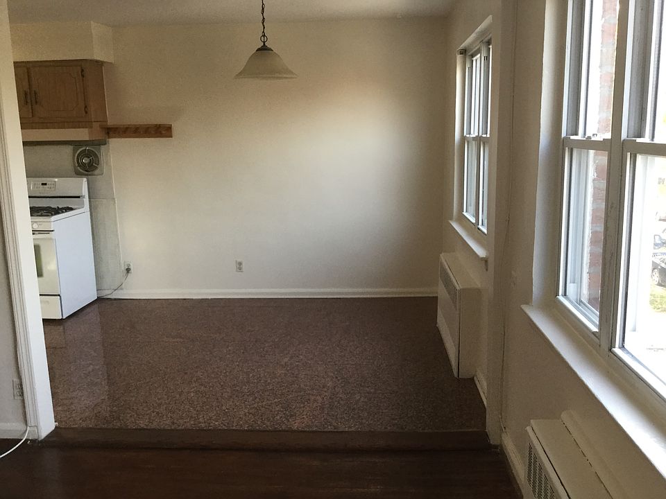 2nd image of 212-2 43rd Ave #3