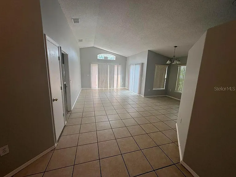 1440 Timberbend Cir — Photo 5