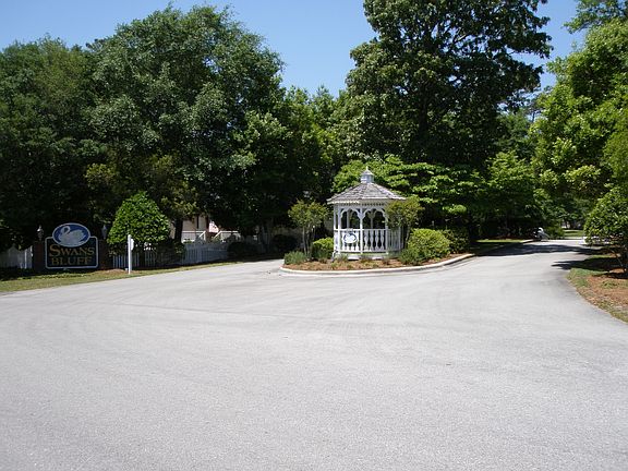 Entrance 1