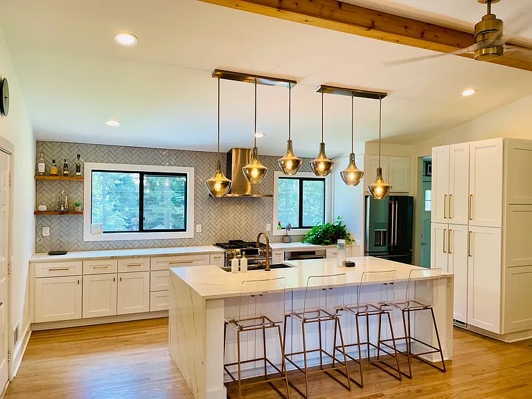 2207 Drew Valley Rd — Photo 4