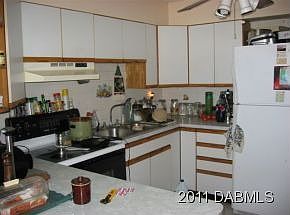 2nd image of 12 Palm Dr