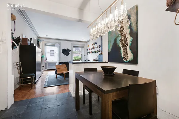 Sold by Sotheby's International Realty | media 1