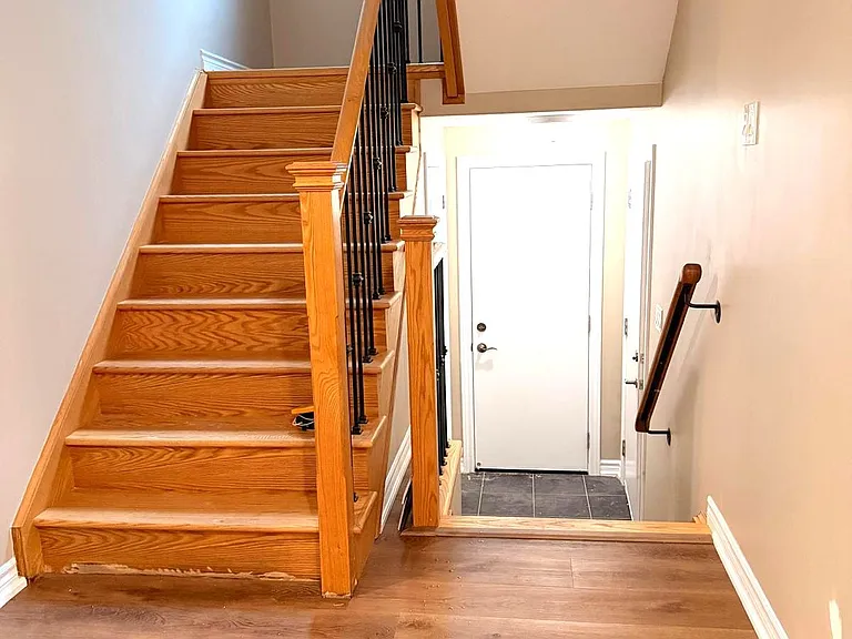 77 Morrison Ave — Photo 16
