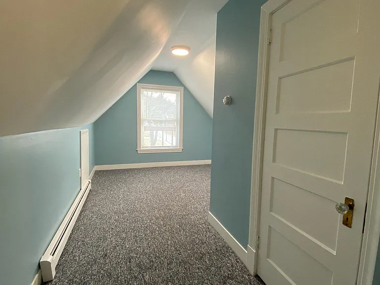 189 E Bow St #B — Photo 24