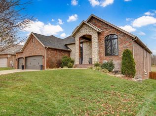1630 N Waterstone Avenue, Springfield, MO 65802