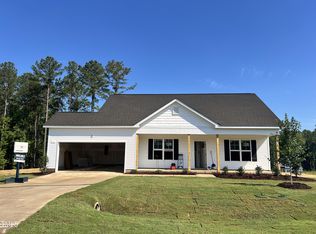 150 Danube Dr, Zebulon, NC 27597