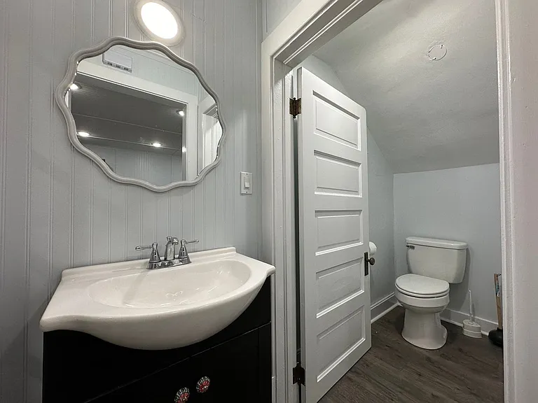 218 N Martin Luther King Jr Dr — Photo 8