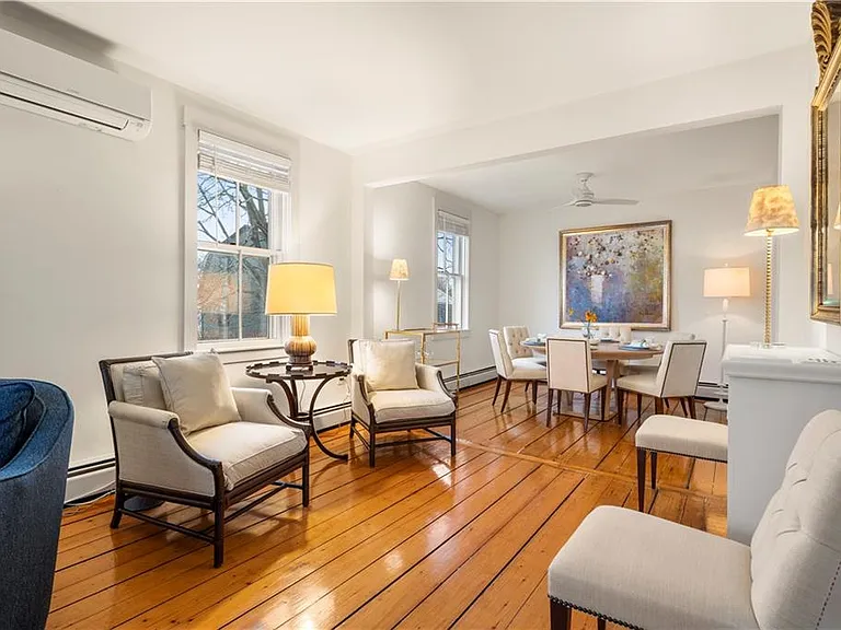 35 Marsh St — Photo 8