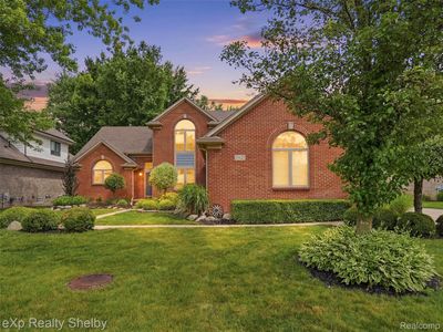 11127 Minnfrank Dr, Shelby Township, MI, 48316