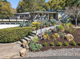 27 Glorietta Ct, Orinda, CA