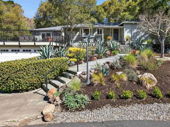 27 Glorietta Ct, Orinda, CA 94563
