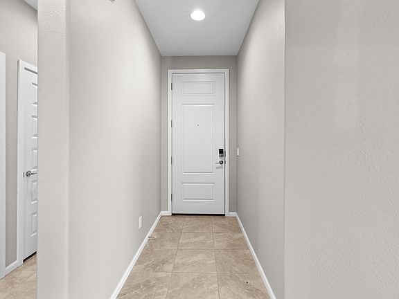 3rd image of 3236 W Juniper Canyon Dr
