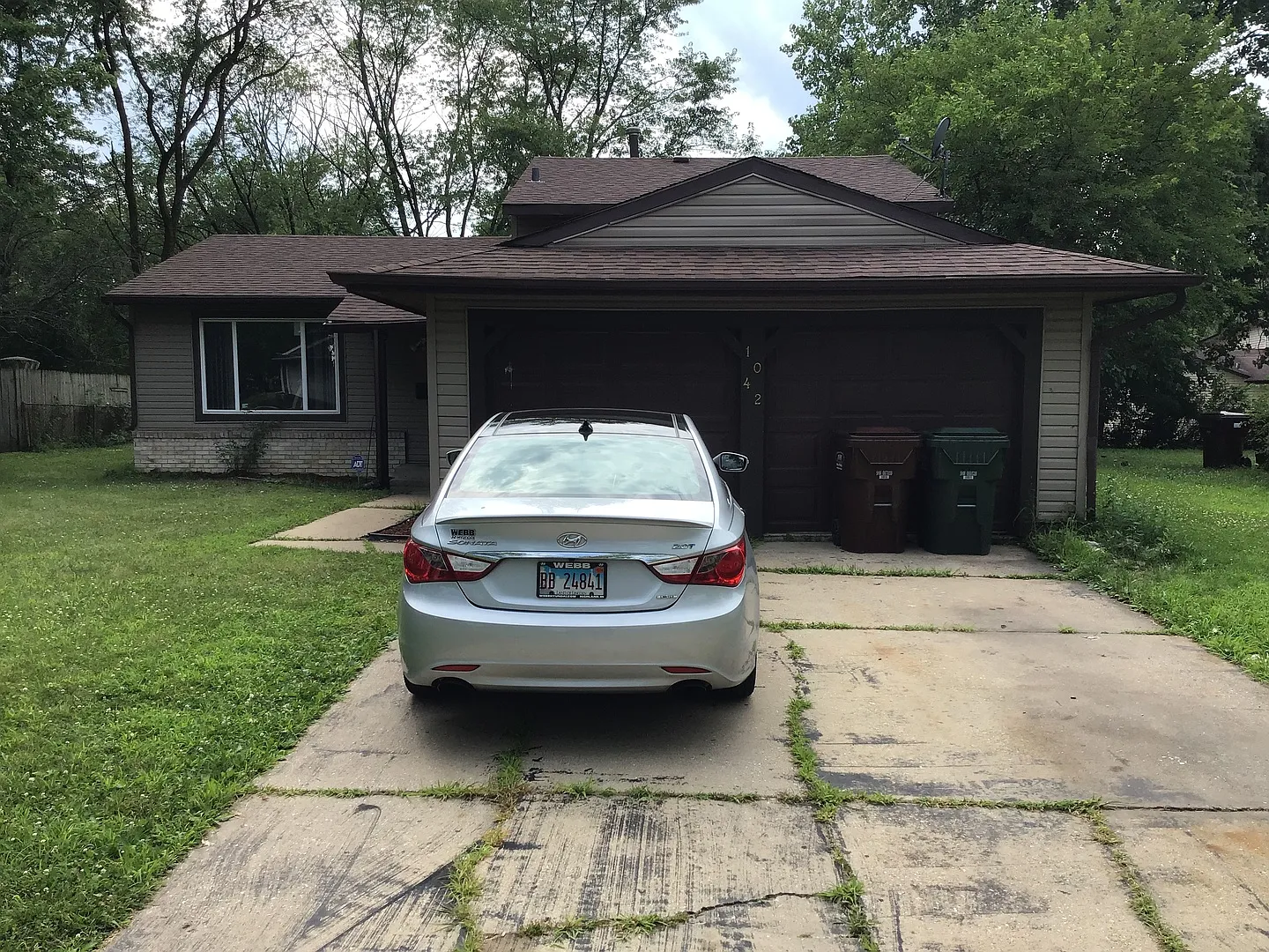 1042 Samson Dr photo 1