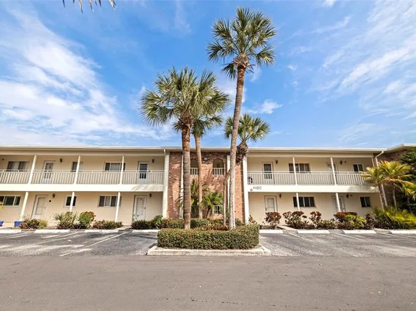 4480 Overlook Dr NE APT 12, Saint Petersburg, FL 33703