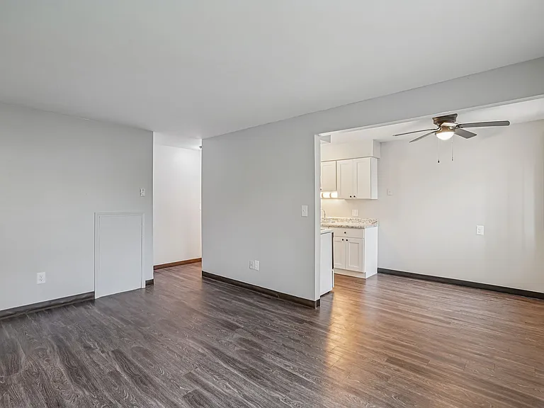 River Raisin Apartments — Photo 37