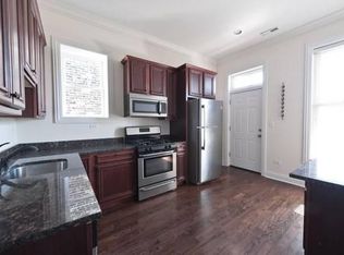 931 W Newport Ave #3AB, Chicago, IL 60657