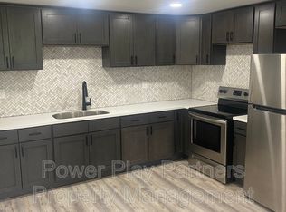 5400 Creekside Ct APT E, Hamburg, NY 14075