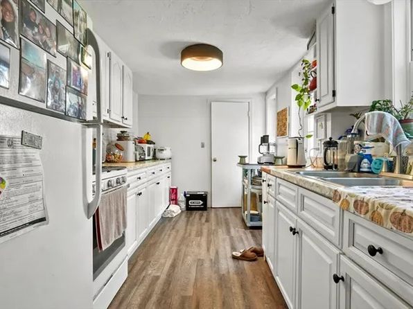 20 Brattle St UNIT 1